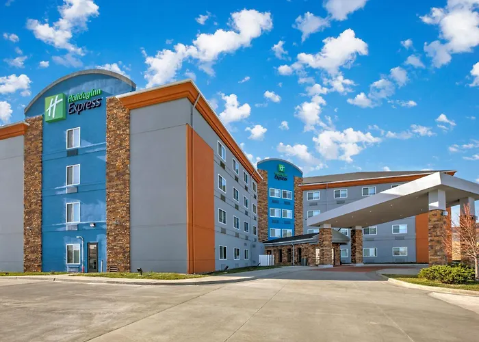 Express I-25 By Ihg Hotel 2*