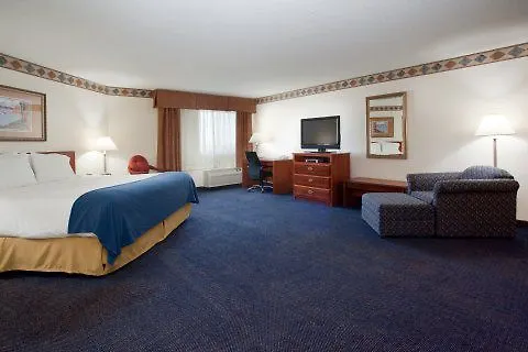 Express I-25 By Ihg Hotel 2*